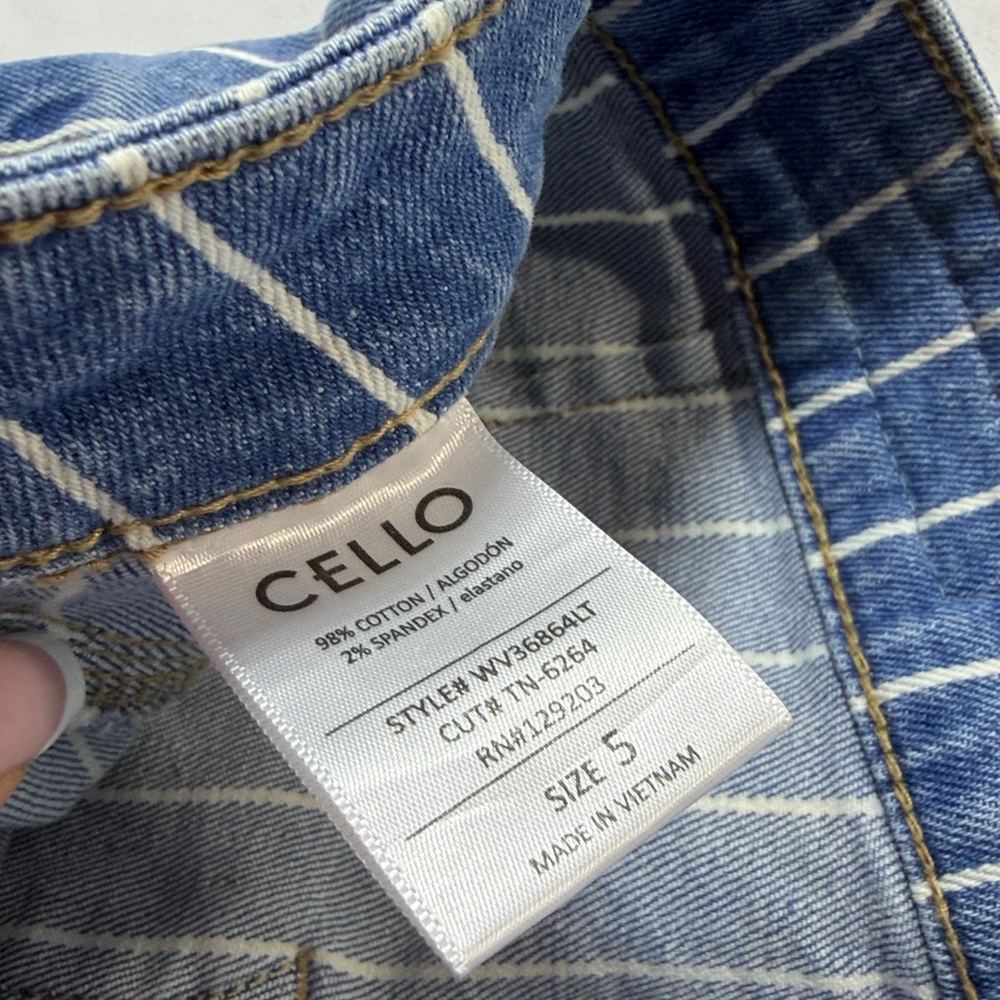 Cello bell bottom pin stripe blue jeans size 5 - Picture 3 of 10